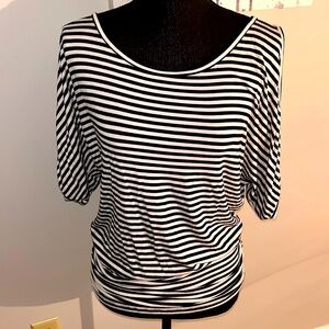 Bebe black white stripe cold shoulder sleeves ruched form fit waist soft stretch